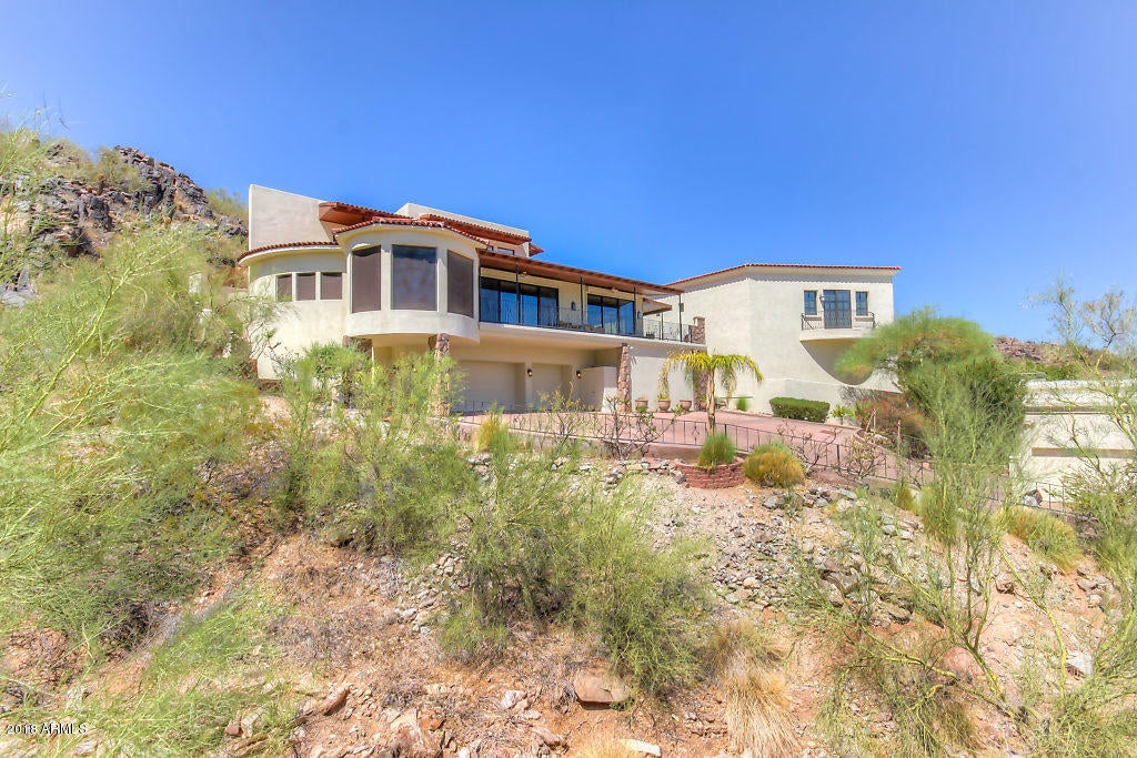 3800 E LINCOLN DR 56